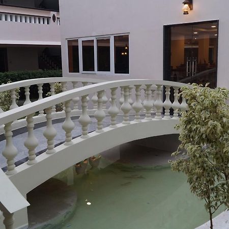 Tiruvannāmalai Athena Hotel מראה חיצוני תמונה
